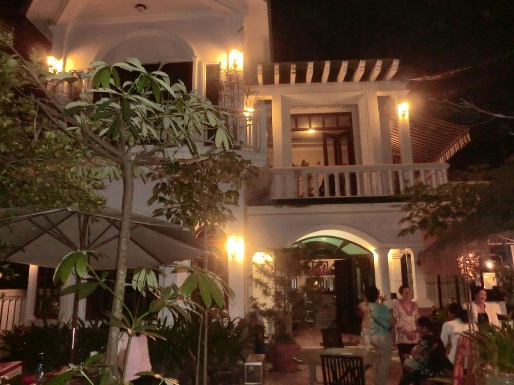 Eocambo Villa Siem Reap Exteriör bild
