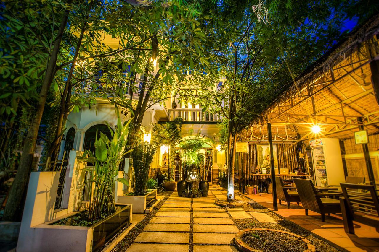 Eocambo Villa Siem Reap Exteriör bild