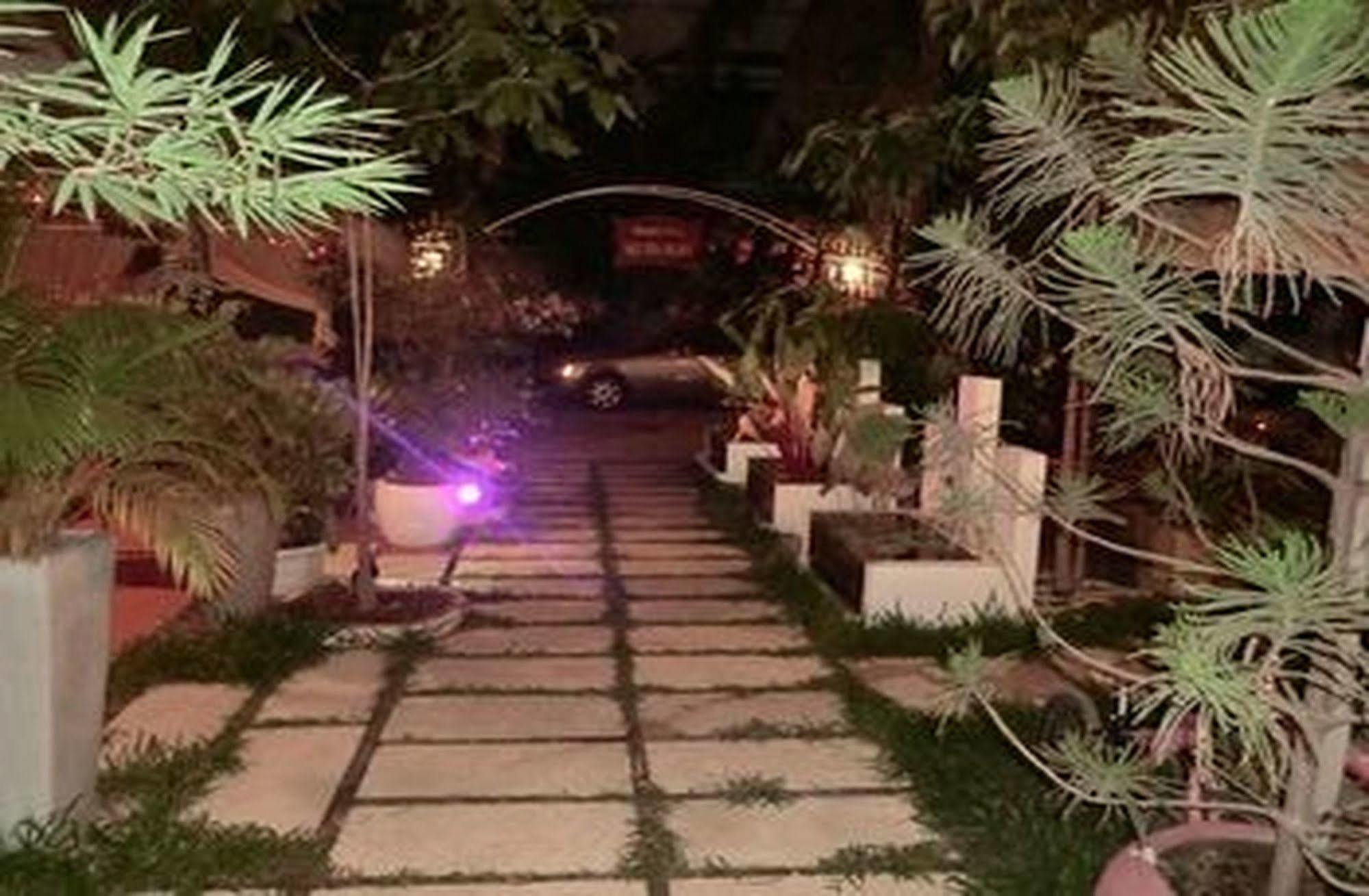 Eocambo Villa Siem Reap Exteriör bild